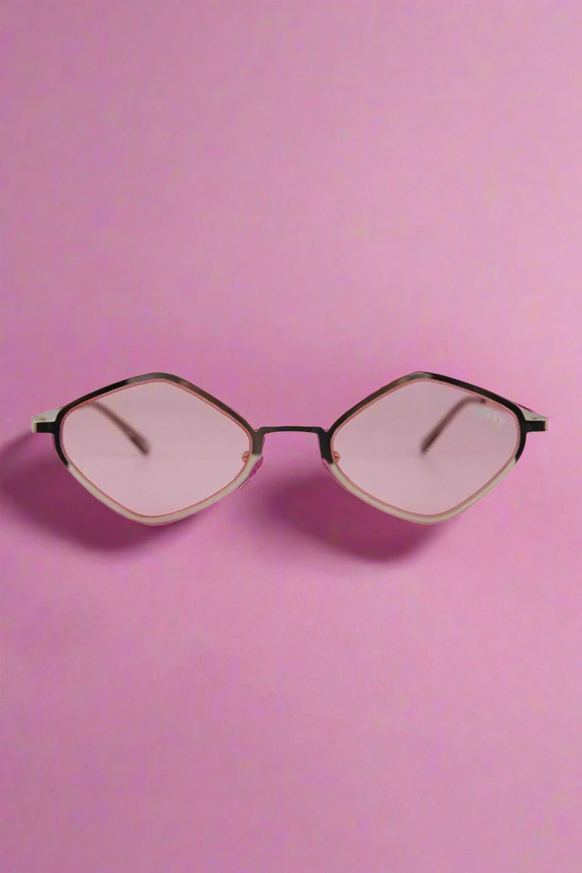 5d3e3de5-1ac7-4420-80f0-124036c3b89b-Max