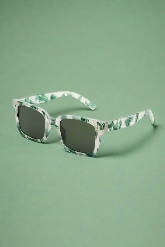 d67ef7d95de8438a9a035d3cd151a568-Max